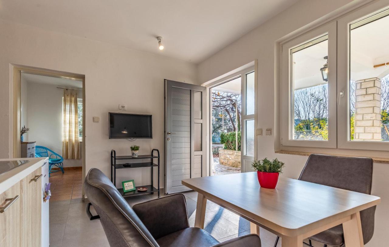 Apartments Pimpinella Премантура Екстериор снимка