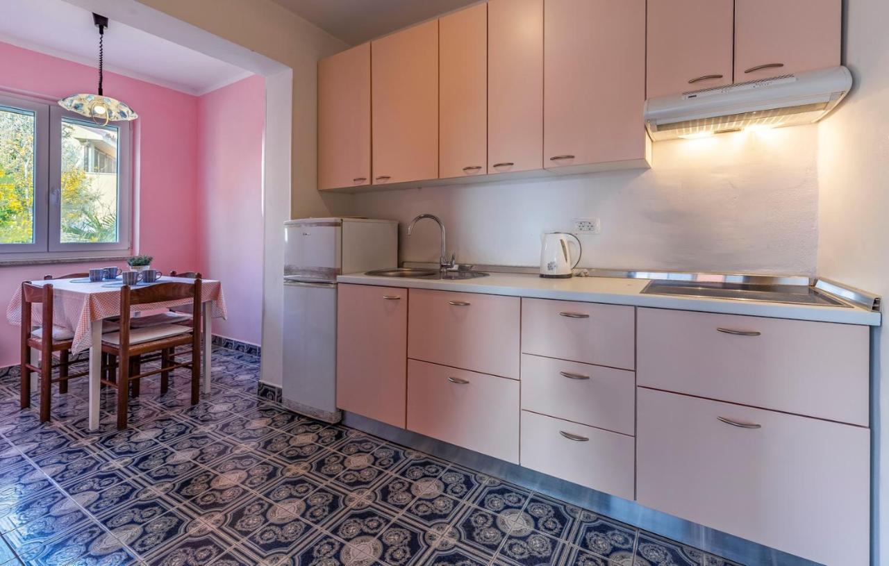 Apartments Pimpinella Премантура Екстериор снимка