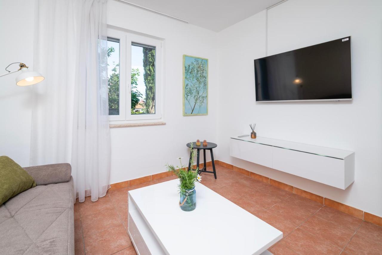 Apartments Pimpinella Премантура Екстериор снимка