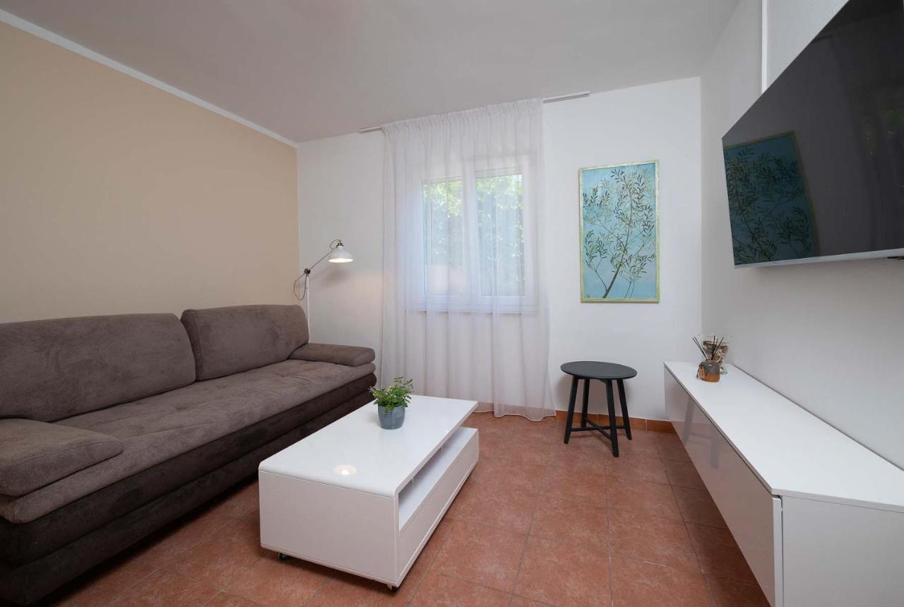 Apartments Pimpinella Премантура Екстериор снимка