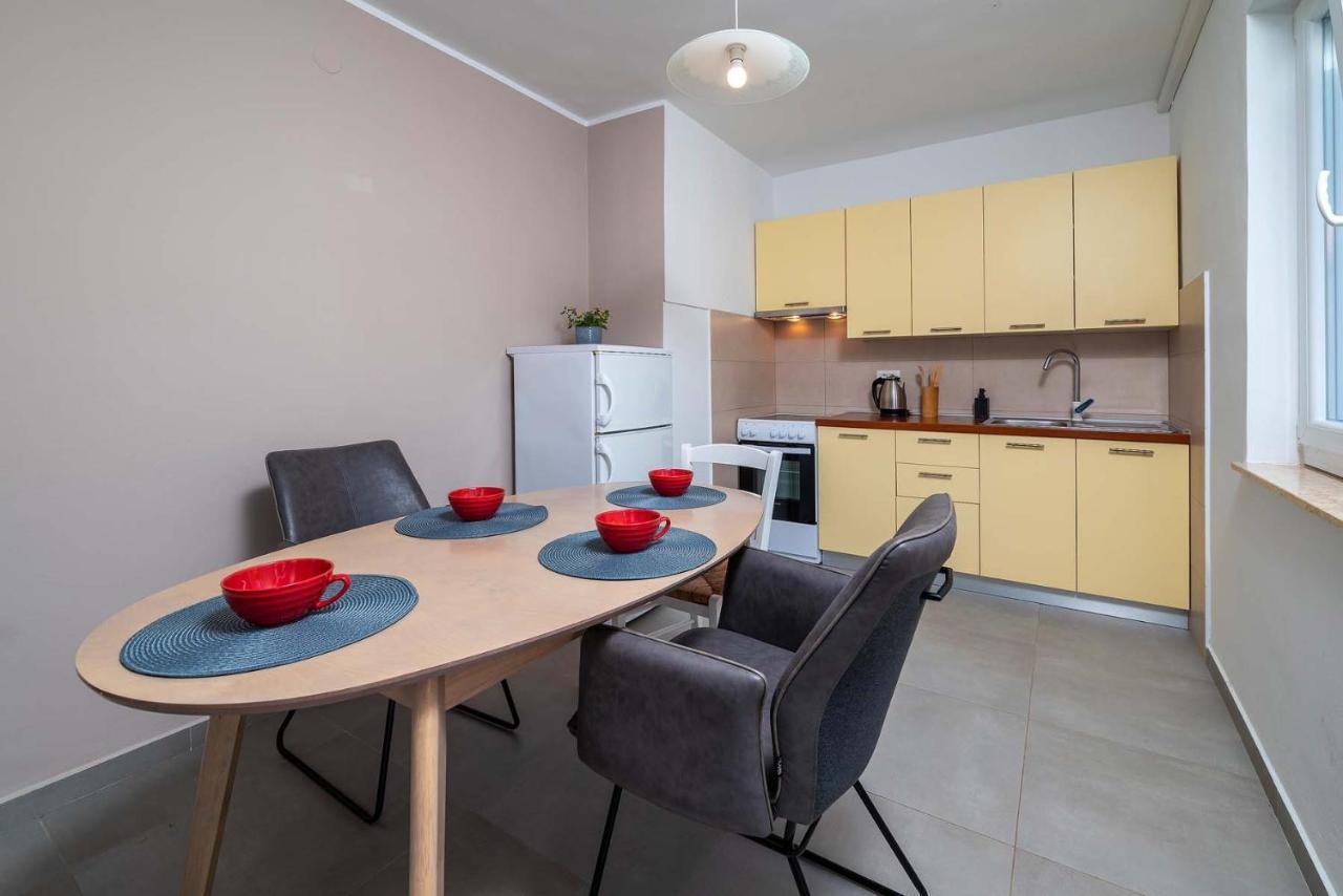 Apartments Pimpinella Премантура Екстериор снимка